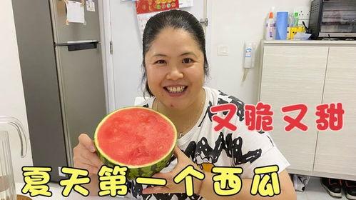 快手华华吃瓜,揭秘网红背后的真实生活